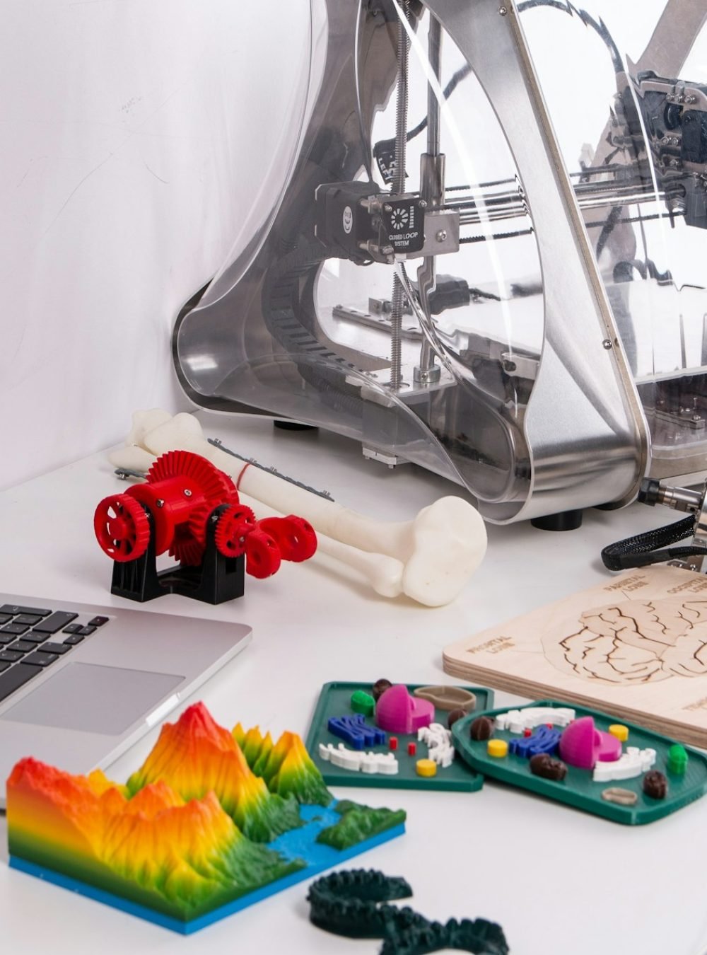 zmorph-all-in-one-3d-printers-FB1vd3XT_zQ-unsplash